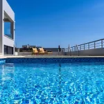 Apartamento Kalon Gaia Nostos Caristo